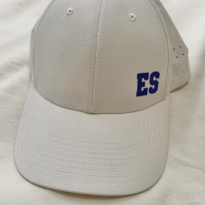 El Salvador White Cap